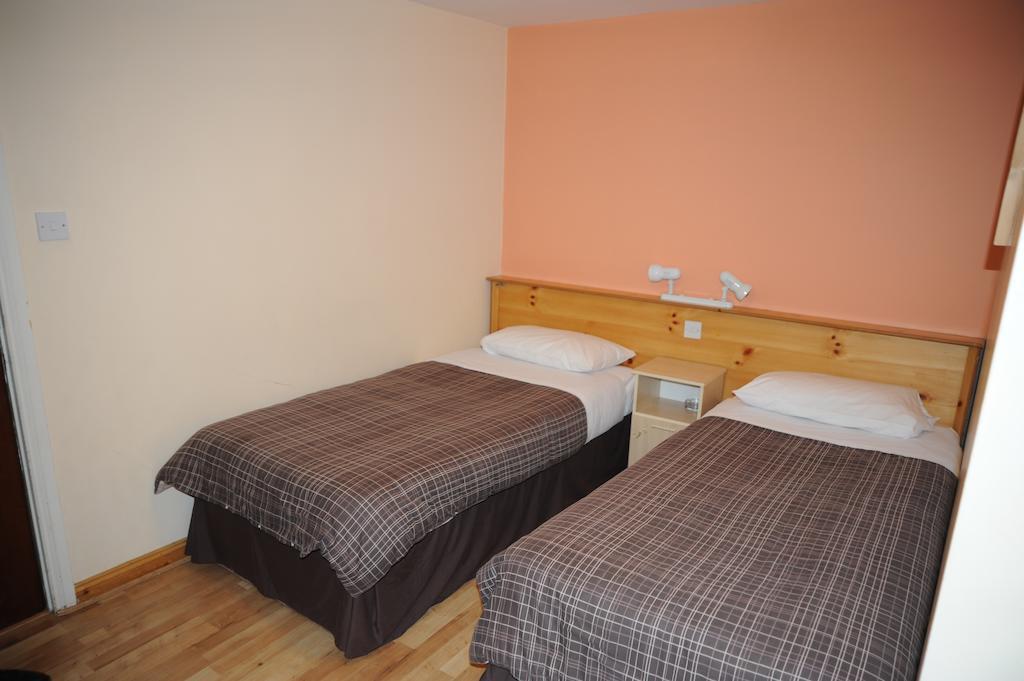 The Laune Accommodation Киларни Стая снимка